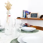公寓 Rez De Chaussee Au Coeur De La Chaume 4 Personnes 莱萨布勒-多洛讷